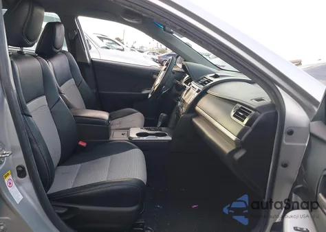 2014 Toyota Camry Se z USA, uszkodzony, nr VIN 4T1BF1FK7EU447894